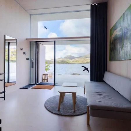 Oceanview Mini-House - Stunning Views Lägenhet Ramberg Exteriör bild