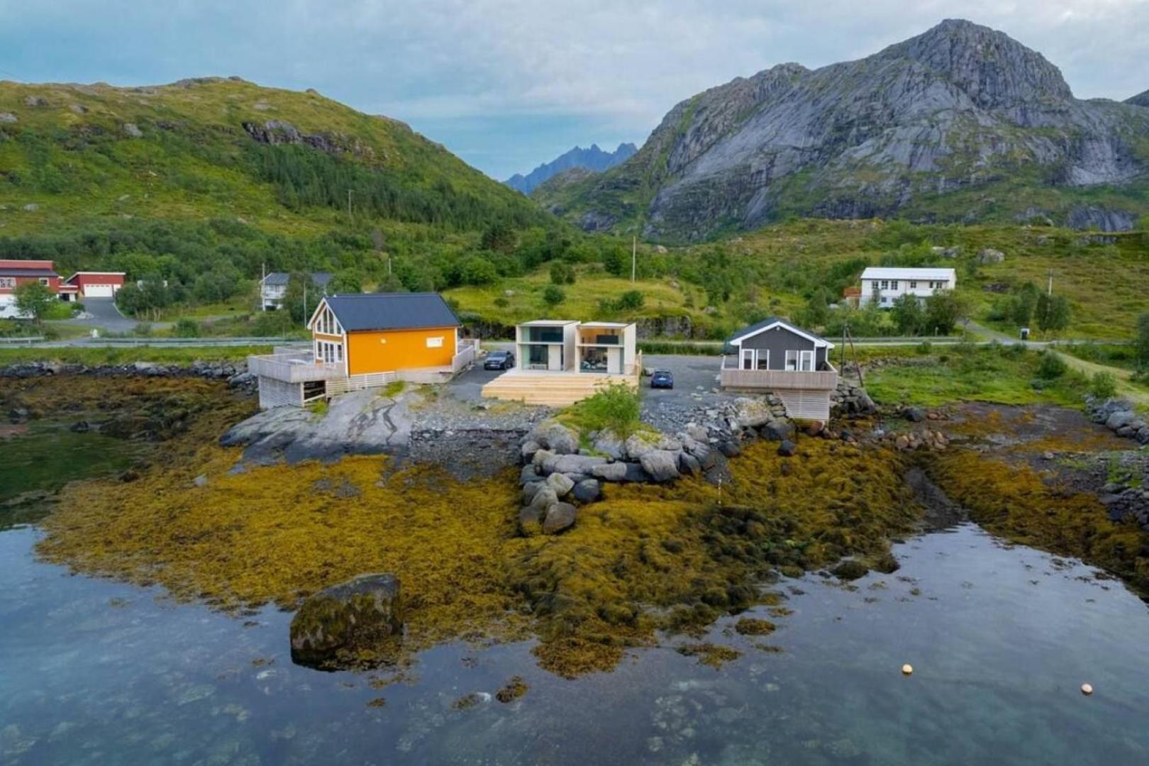 Oceanview Mini-House - Stunning Views Lägenhet Ramberg Exteriör bild